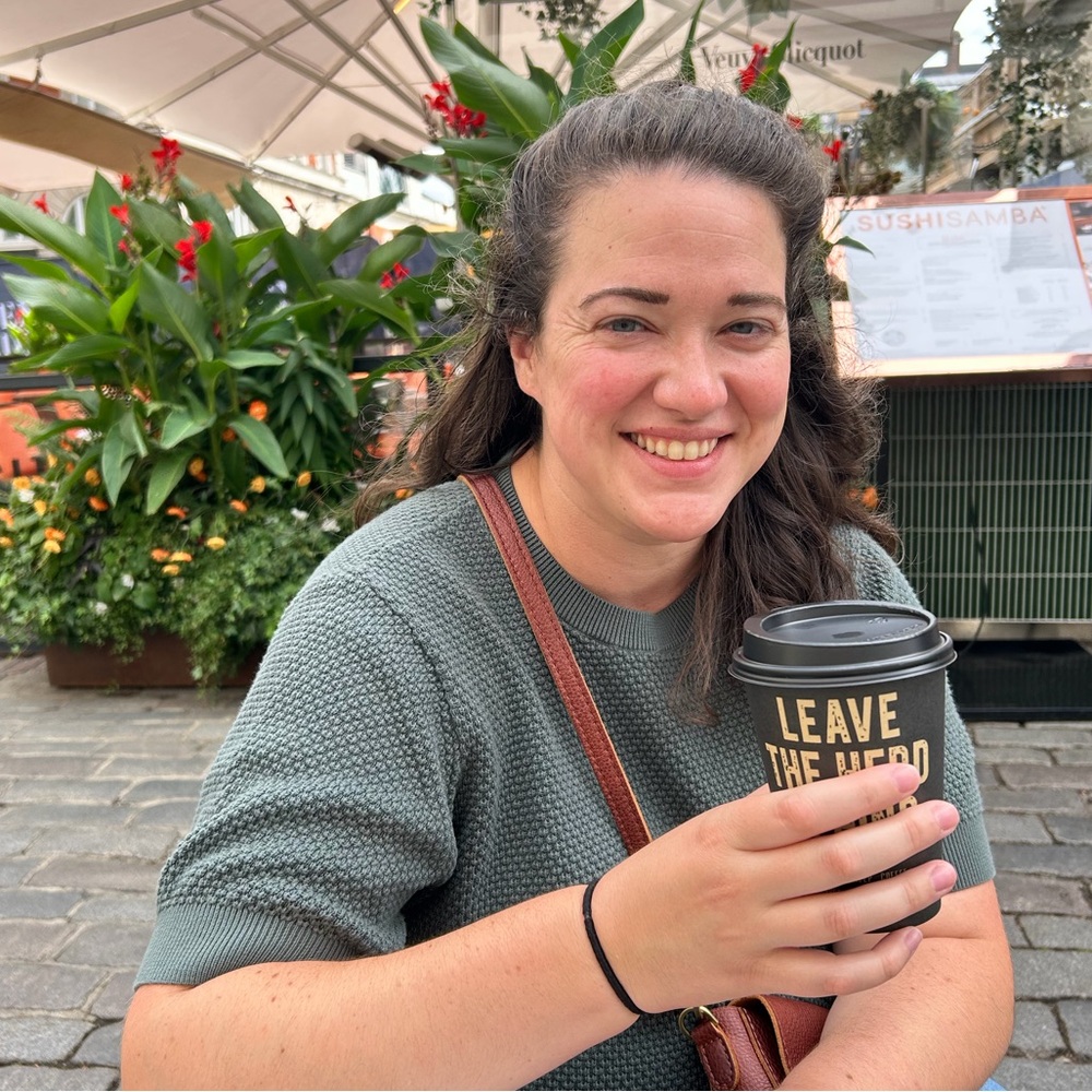 Meet your Posher, Denise